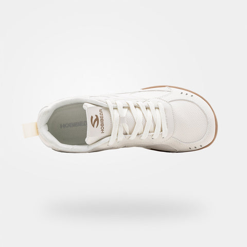 Flare - Wide Toe Sneakers
