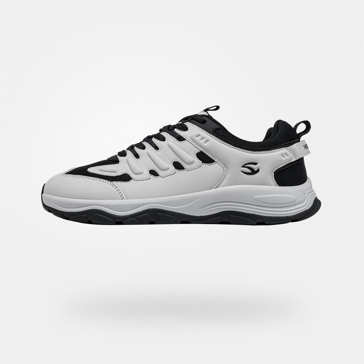 Peak - Wide Toe Sneakers
