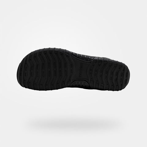 Tundra - Wide Toe Sneakers