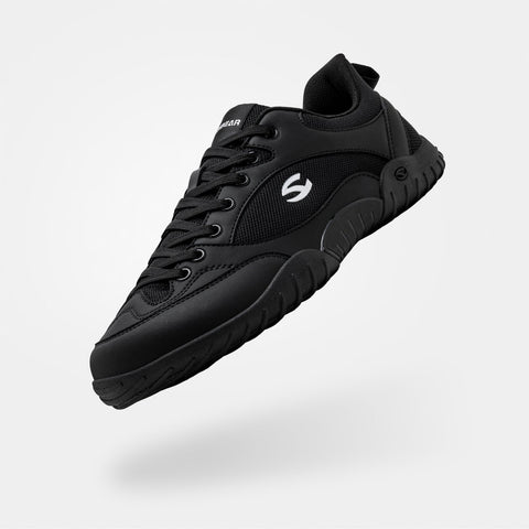Tundra - Wide Toe Sneakers